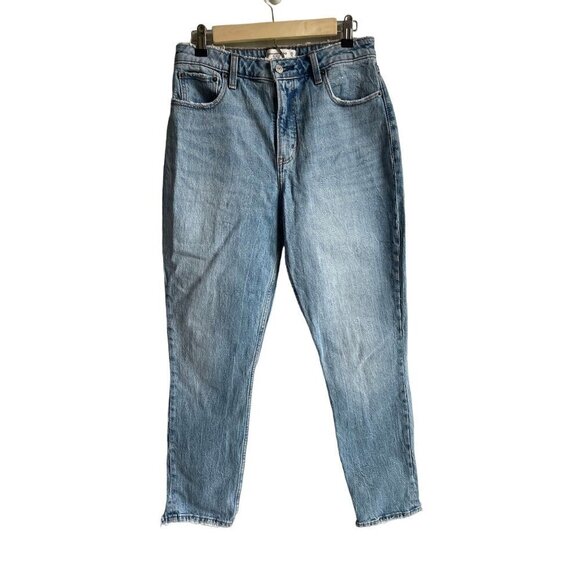 New! Abercrombie & Fitch Skinny High Rise Distressed Jeans Size 6R Light Wash - Picture 1 of 8